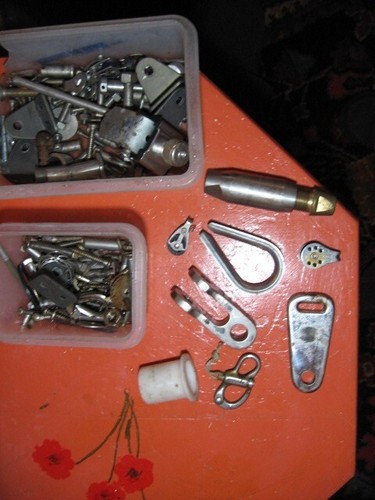 Job lot pulleys - pulleys, rigging